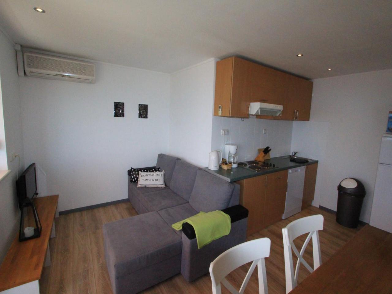 Velebit Apartments Dramalj Ngoại thất bức ảnh